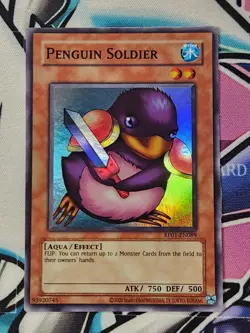 YUGIOH RP01-EN089 Penguin Soldier SUPER RARE RETRO PACK ONE REPRINT UNLIMITED - Image 1