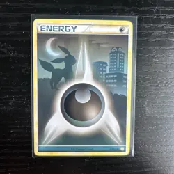 Pokemon Darkness Energy Basic Umbreon Standard English Card 121/123 - NM - Image 1