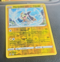 The Pokemon Company Morpeko 073/192 Rebel Clash Reverse Holo EN 2020 80 HP - Image 1