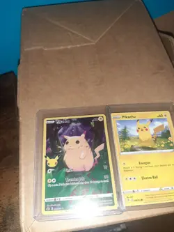 005/025 Fat Pikachu Full Art Holo Pokemon Celebrations 2021 With Common Pikachu - Image 2