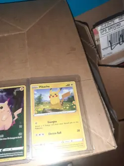 005/025 Fat Pikachu Full Art Holo Pokemon Celebrations 2021 With Common Pikachu - Image 3