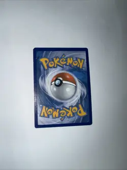 Pikachu 35/108 Holo - Evolutions - Pokemon Card - Image 4