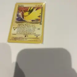 Vintage Pokemon Zapdos 23 WOTC Black Star Promos 1995 NM - Image 2