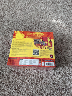 Pokemon TCG: Sword & Shield Vivid Voltage Elite Trainer Box ETB New Factory Seal - Image 3
