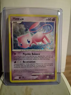 Pokemon Mew Lv. 40 15/132 2007 Holo - Image 1