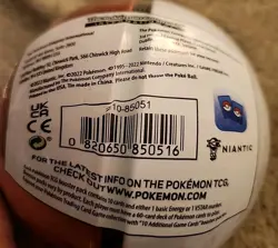 2022 Pokemon TCG "Go" Pokeball Tin A22 NEW SEALED 3 Booster packs 1 Coin - Image 2