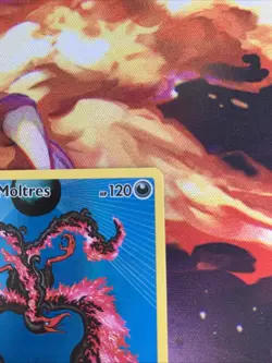 Galarian Moltres SWSH284 SWSH: Sword & Shield Promo Cards Holo - Image 3