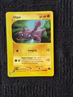 Pokemon - Gligar 59/144. Skyridge Reverse Holo. Vintage - NM. - Image 1