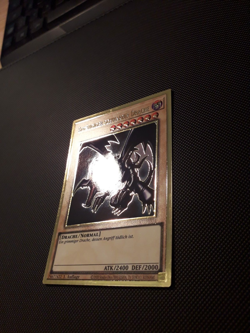 Yu-Gi-Oh! Rotaugiger schwarzer Drache, MAGO-DE003, Gold Rare, 1.A., Deutsch, NM - Image 3