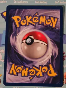 Pokemon ELECTRODE (Misprint/Error) Card JUNGLE Set 18/64 RARE 1st Edition MP - Image 2