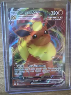 Pokemon TCG Flareon Vmax SWSH07: Evolving Skies 018/203 Ultra Rare - Image 1