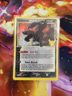 Pokemon Umbreon Celebrations Classic Collection 17/17 Gold Star TCG - Image 3