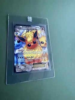 Full Art Flareon EX RC28/RC32 Generations Radiant Collection Ultra Rare Pokemon - Image 1