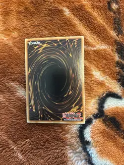 Yugioh Maximum Gold Blue Eyes White Dragon SDK Art MAGO-EN001 1st Edition NM - Image 2