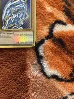 Yugioh Maximum Gold Blue Eyes White Dragon SDK Art MAGO-EN001 1st Edition NM - Image 4