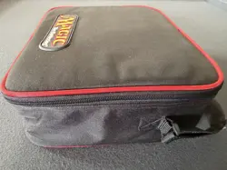 Magic: The Gathering logo branded Black/Red Carrying Case - Image 3