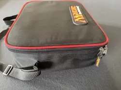 Magic: The Gathering logo branded Black/Red Carrying Case - Image 5