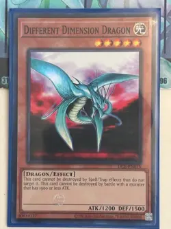 Yugioh 1x Different Dimension Dragon DCR-EN015 Dark Crisis 25th Anniversary NM - Image 2