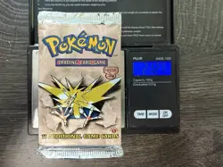 🔥 HEAVY! POKEMON FOSSIL 1ST EDITION BOOSTER PACK – ZAPDOS ART🔥💎 4702771060714 - Image 1
