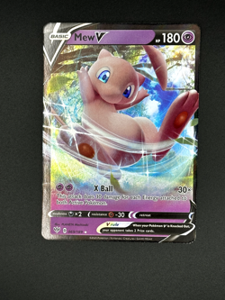 Mew V - 069/189 - Pokemon Darkness Ablaze Sword & Shield - Ultra Rare - NM - Image 1