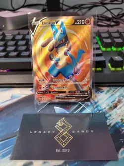 Lucario V SWSH213 - SWSH: Lucario VSTAR Premium Collection - Pokemon TCG (NM) - Image 1