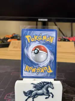 Gliscor 4/90 Pokemon Undaunted Holo SWIRL - Image 3