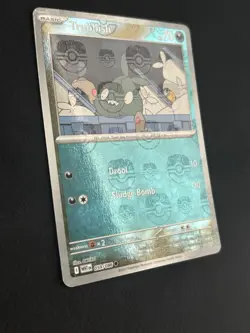 Trubbish (Master Ball Pattern) 059/086 Sv: White Flare Holo Pokemon TCG - NM - Image 2