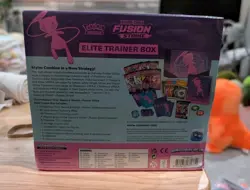 POKEMON TCG SWORD & SHIELD FUSION STRIKE ETB ELITE TRAINER BOX FACTORY SEALED - Image 2