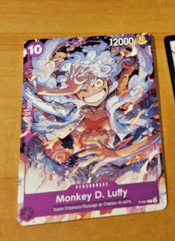 ONE PIECE CARD GAME CARTE PROMO FRANCAISE Luffy P-041 FR JCC MINT - Image 1