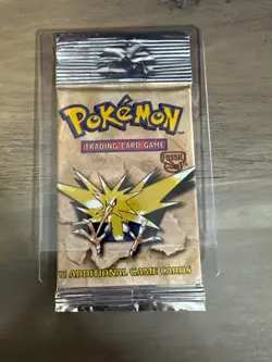Pokemon Fossil Long Crimp Booster Pack - Image 1