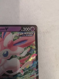 Pokemon TCG Sylveon V SWSH Black Star Promos SWSH202 Holo Promo - Image 4