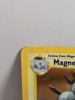Wizards of the Coast Magneton 9/102 Base Set Holo Rare Unlimited 60HP - Image 3