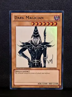 Yu-Gi-Oh! Dark Magician Ultra Rare Shonen Jump JUMP-EN049 Limited Edition - Image 1