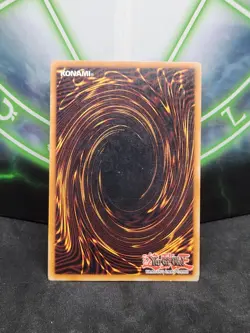 Yugioh Gilford the Lightning CT2-EN001 Secret Rare LP - Image 2