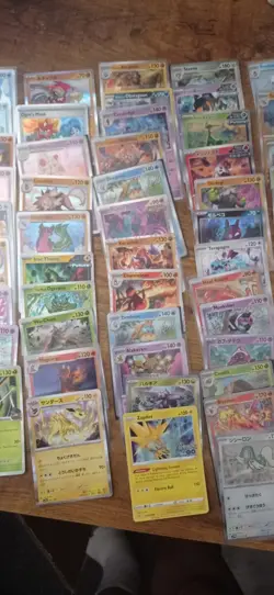 80 plus HOLOS Pokemon TCG Card Bundle Mixed Joblot - Image 3
