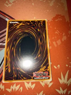 Yu-Gi-Oh! ULTRA RARE HOLO CARD ALECTOR SOVEREIGN OF BIRDS YR05-EN001 - Image 2