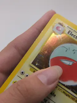 Pokemon TCG Electrode 1999 Unlimited Jungle 2/64 Rare Holo - Image 5