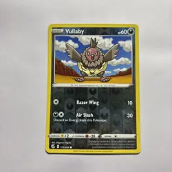 Vullaby Reverse Holo - 172/264 - Fusion Strike Pokemon 2021 - Image 1