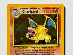 1999 Pokemon TCG Charizard Base Set Holo Rare Card 4/102 Ungraded - Image 4