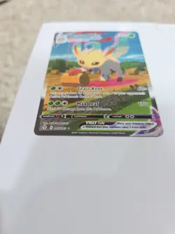 Leafeon VMAX Alternate Art Secret Holo Card 205/203SWSH07: Evolving Skies - Image 2