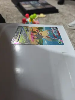 Leafeon VMAX Alternate Art Secret Holo Card 205/203SWSH07: Evolving Skies - Image 4