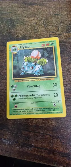 Ivysaur 30/102 Uncommon Base Set Unlimited Pokemon Lightly Played - Image 1