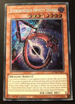 Yu-Gi-Oh! Schwarzschild Infinity Dragon, MZTM-EN013, SCR, 1.Ed., Englisch, EX - Image 1