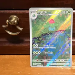 The Pokemon Company Pokemon TCG Ivysaur 167/165 SV 151 IR Full Art Holo EN 100 - Image 1