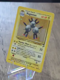 Vintage Pokemon Magneton 009/130 Base Set 2 Holographic Rare - Image 3