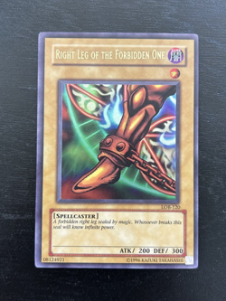 Right Leg of the Forbidden One LOB-120 – Ultra Rare Unlimited – VLP/ NM - Image 2