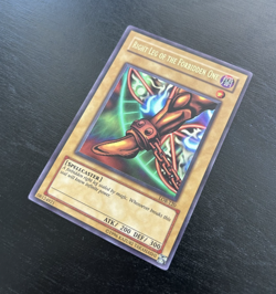 Right Leg of the Forbidden One LOB-120 – Ultra Rare Unlimited – VLP/ NM - Image 3