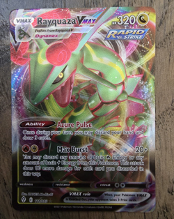 Rayquaza VMAX 111/203 Evolving Skies Rapid Strike Holo Rare - Image 1