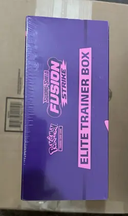 Pokemon TCG Sword & Shield Fusion Strike Elite Trainer Box Factory Sealed New 820650809330 - Image 3