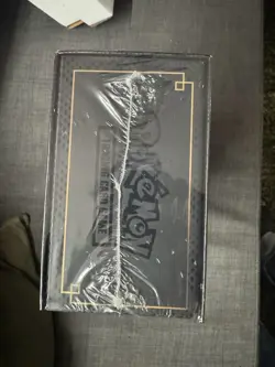 Pokemon TCG Sword & Shield Ultra Premium Collection Box Zamazenta Zacian SEALED - Image 3